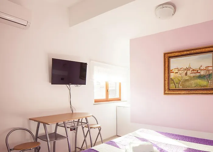 Mon Perin Castrum - Dado 2*