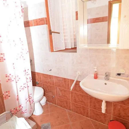 Mon Perin Castrum - Dado 2*