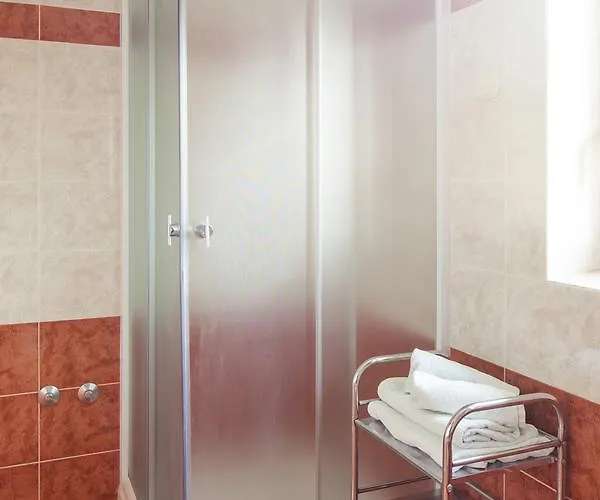 Mon Perin Castrum - Dado Gasthof Bale